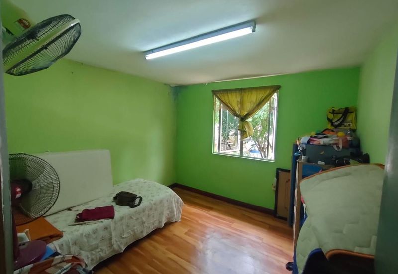 (RENOVATED) Flat Pandan Jaya M11 