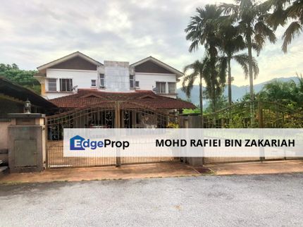 (End Lot) 2 Storey Semi-D converted to Bungalow, Selangor, Semenyih