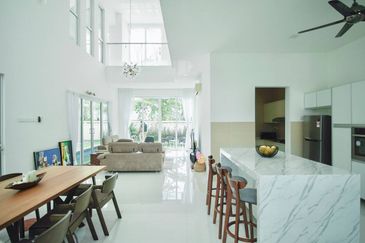 [EXQUISITE] 3 Storey Courtyard Villa, Contours, Ta