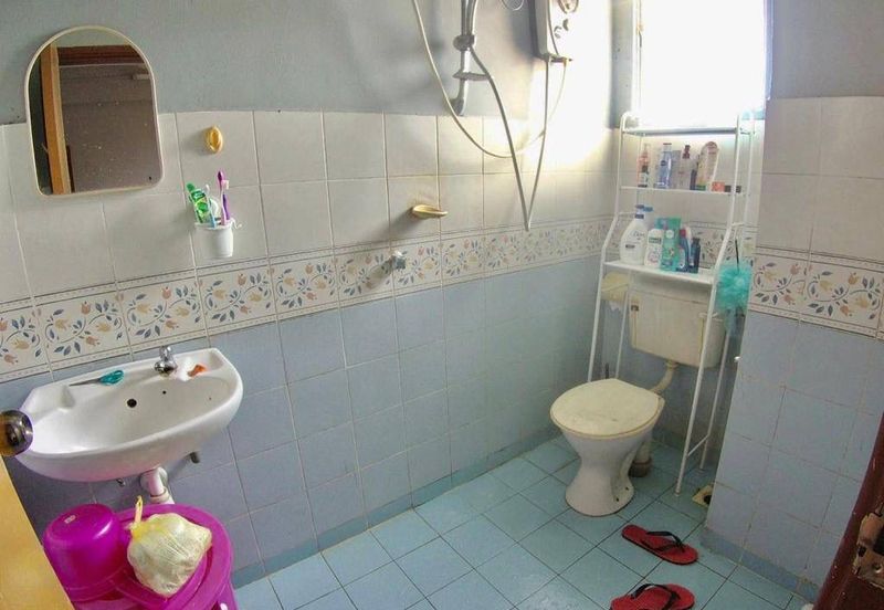 Kristal Heights Apartment