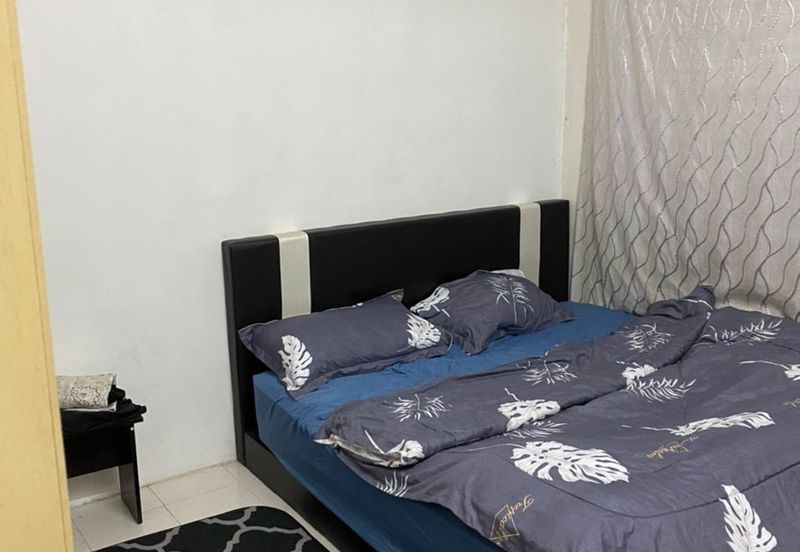 Residensi Bistaria, Ukay Bistari