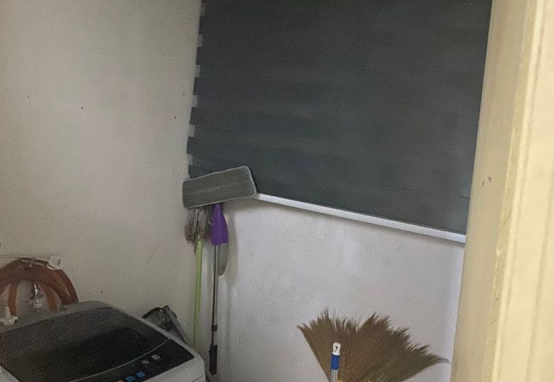 Residensi Bistaria, Ukay Bistari