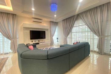 Taman Pinggiran Putra