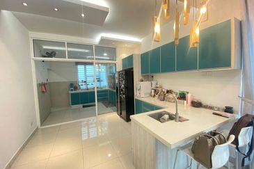 Taman Pinggiran Putra