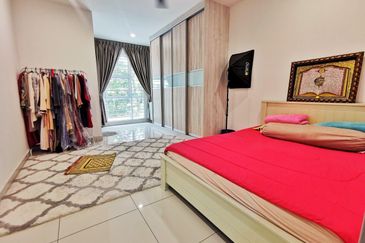 Taman Pinggiran Putra