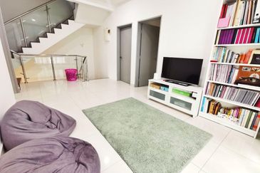 Taman Pinggiran Putra