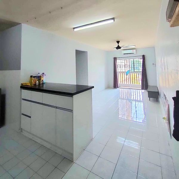 (PARTLY FURNISHED) Laksamana Puri Condominium, Batu Caves Selangor, Selangor, Batu Caves 