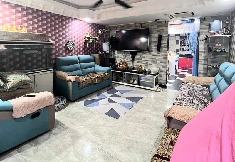 Jalan Bunga Kemboja 15