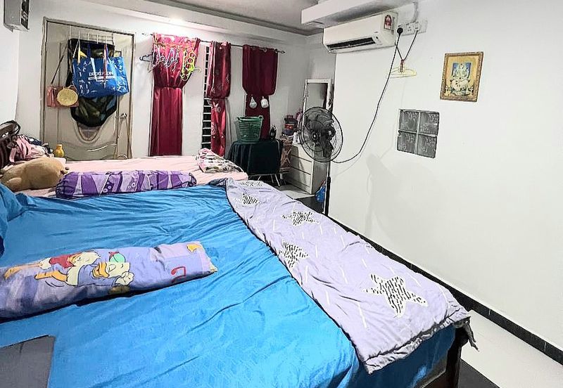 Jalan Bunga Kemboja 15