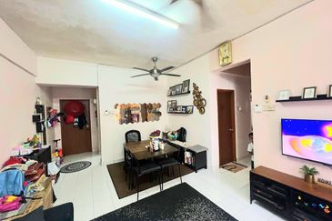 Tasik Heights Apartment