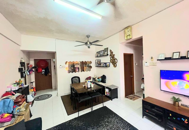 Tasik Heights Apartment