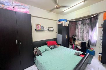 Tasik Heights Apartment