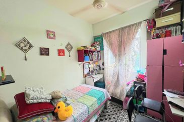 Tasik Heights Apartment