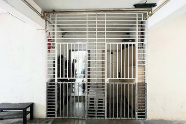 Tasik Heights Apartment