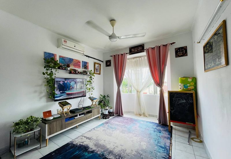 Pangsapuri Mutiara Subang