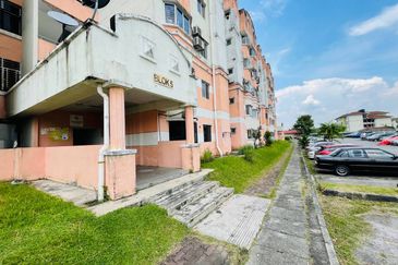 Pangsapuri Mutiara Subang