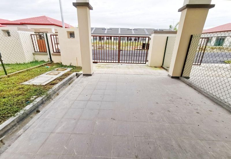 Jalan Teluk Panglima Garang 28/1