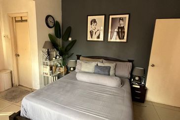 South City Condominium