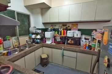 Desa View Towers Apartment