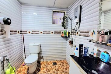 Kemensah Villa Condominium