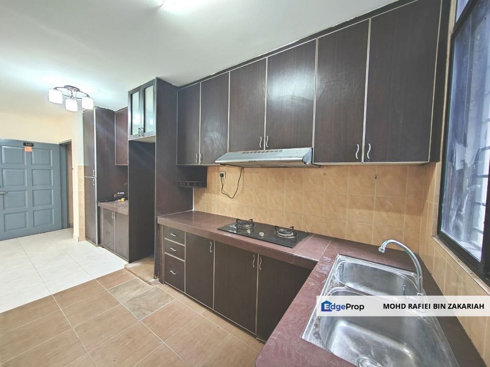 (Level 1) Kipark Selayang Condominium, Selangor, Selayang