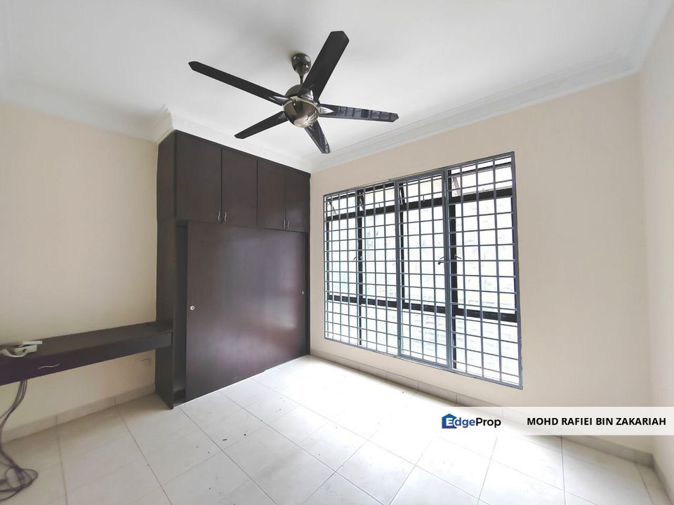 (Level 1) Kipark Selayang Condominium, Selangor, Selayang