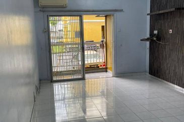 Pangsapuri Kristal (Crystal Tower), Taman Bukit Indah