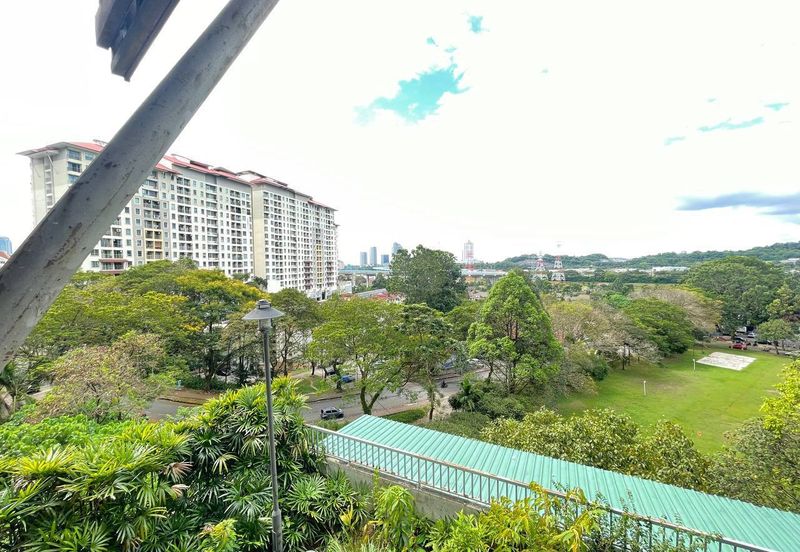 Perdana Exclusive Condominium