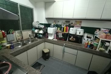 Desa View Towers Apartment