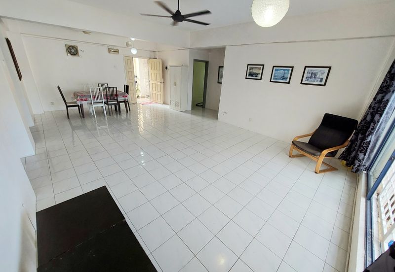 Casa Venicia Condominium