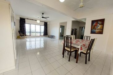 Casa Venicia Condominium