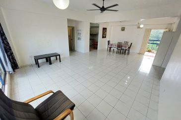 Casa Venicia Condominium