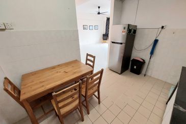 Casa Venicia Condominium