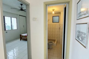 Casa Venicia Condominium