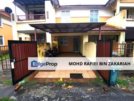 End Lot Townhouse Seri Pristana Saujana Utama, Sg. Buloh, Selangor. , Selangor, Sungai Buloh