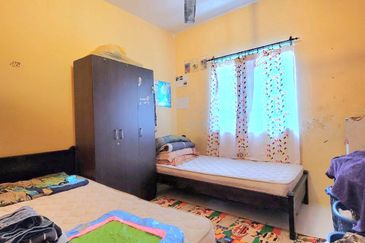 Angsana Apartment @ Taman Raintree