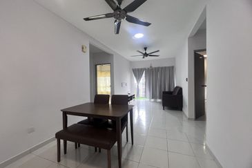 Residensi Laguna Biru 2