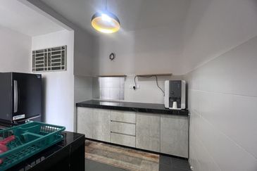 Residensi Laguna Biru 2