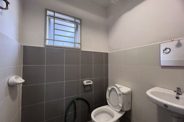 Residensi Laguna Biru 2