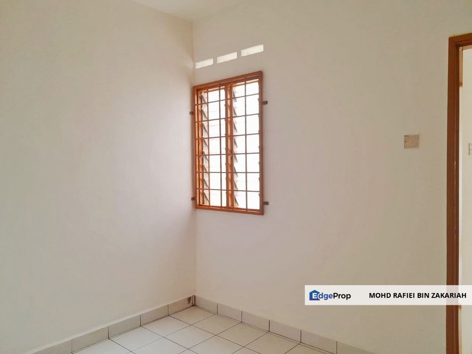 Single Storey House Bandar Seri Ehsan Banting , Near KLIA, Selangor, Banting