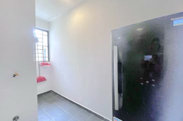 Residensi Laguna Biru 2