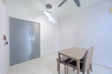 Residensi Laguna Biru 2