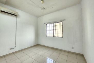 Sri Ixora Apartment