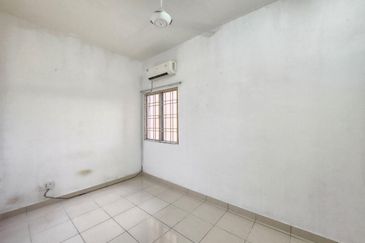 Sri Ixora Apartment