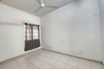 Sri Ixora Apartment