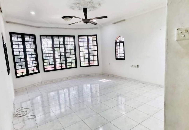 Seksyen 2, Shah Alam