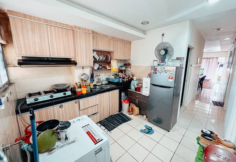 Residensi Bistaria, Ukay Bistari