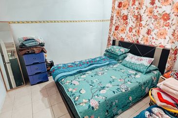 Residensi Bistaria, Ukay Bistari