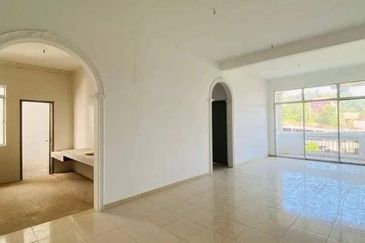 Pangsapuri Cempaka @ Taman Salak Maju