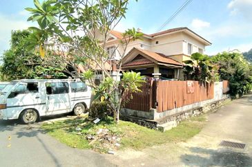 2 Storey Semi D Cluster Az Zahrah Puncak Alam